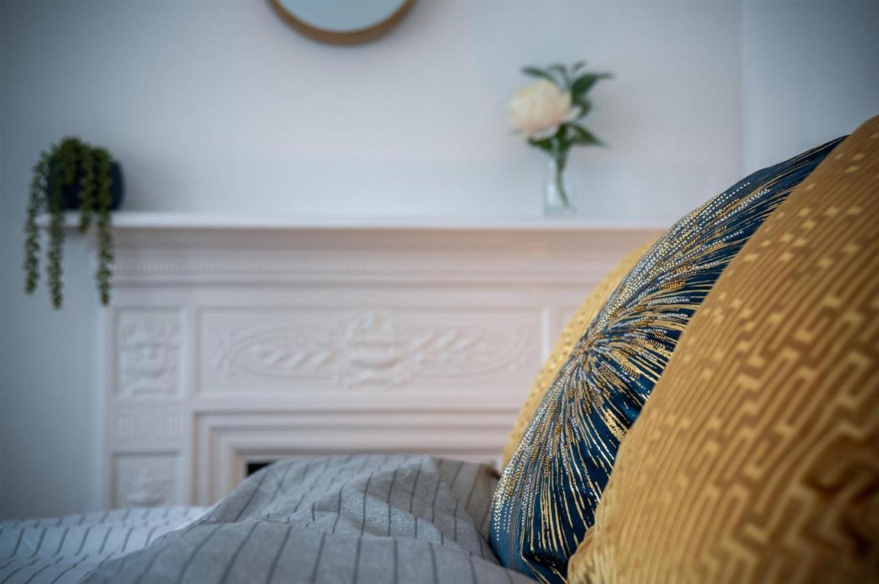 Hawtree Cottage - 2 Bedroom Cottage - Тенби Екстериор снимка